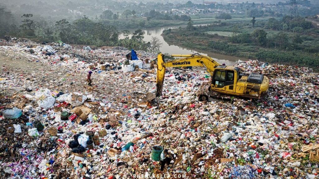 Essay on Environment Pollution